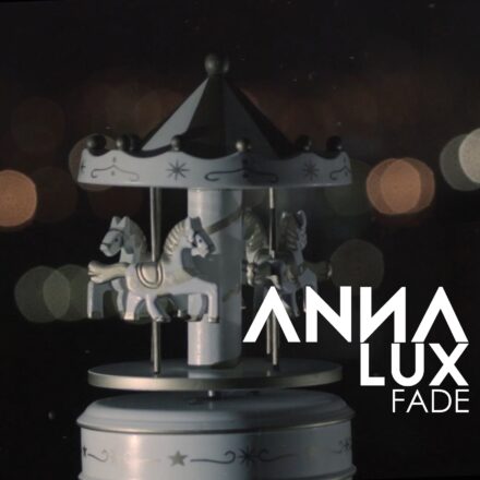 Anna Lux - Fade-min