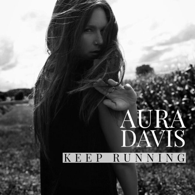 Aura Davis - Keep Running